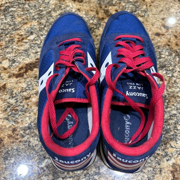 Saucony Jazz Low Pro Sneakers - Picture 11 of 15